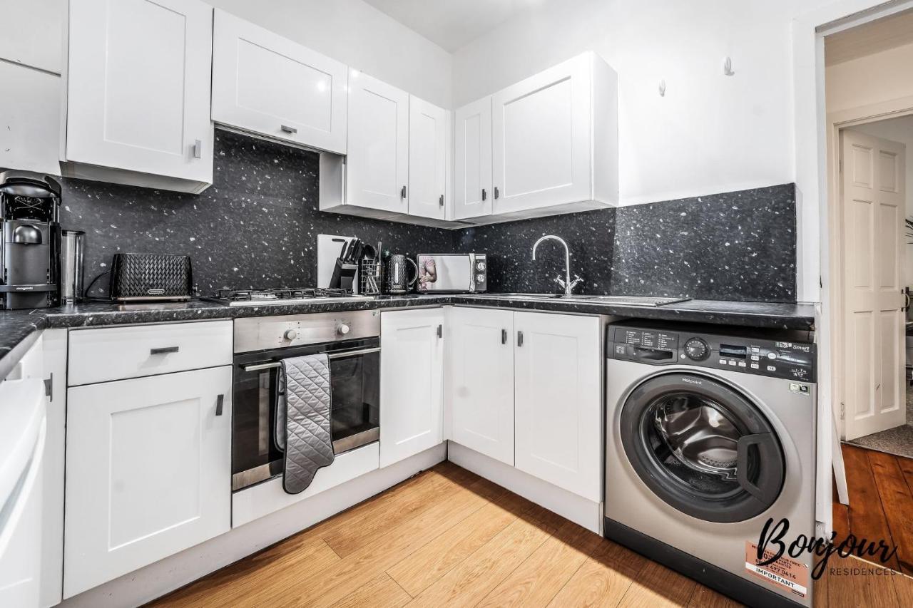 Cosy Grassmarket 2Br-1Ba - Newly Decorated! By Bonjour Residences Edynburg Zewnętrze zdjęcie