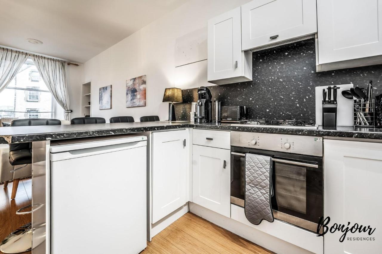 Cosy Grassmarket 2Br-1Ba - Newly Decorated! By Bonjour Residences Edynburg Zewnętrze zdjęcie