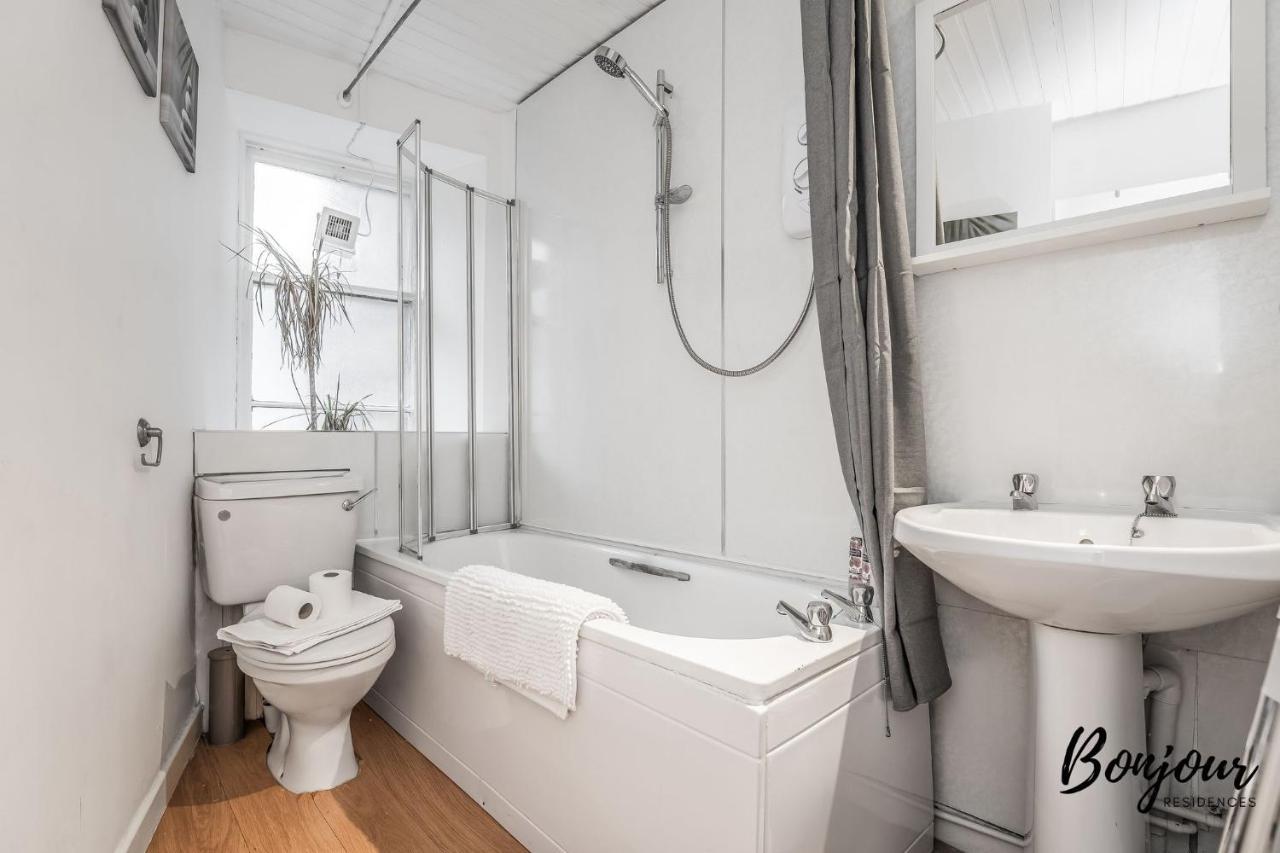 Cosy Grassmarket 2Br-1Ba - Newly Decorated! By Bonjour Residences Edynburg Zewnętrze zdjęcie